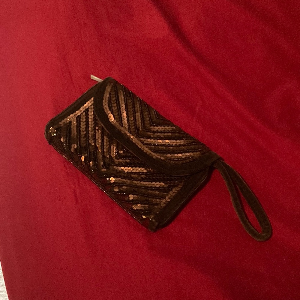 Awesome Wristlet!